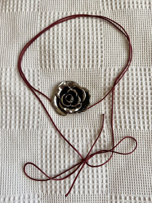 Стилно колие за врата