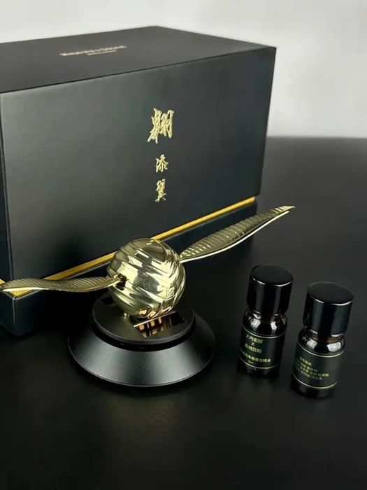 Ароматизатор автомобильный, древесно-мускусный;цветочно-фруктовый