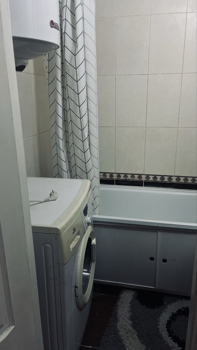 сдам 2 комнатую квартиру