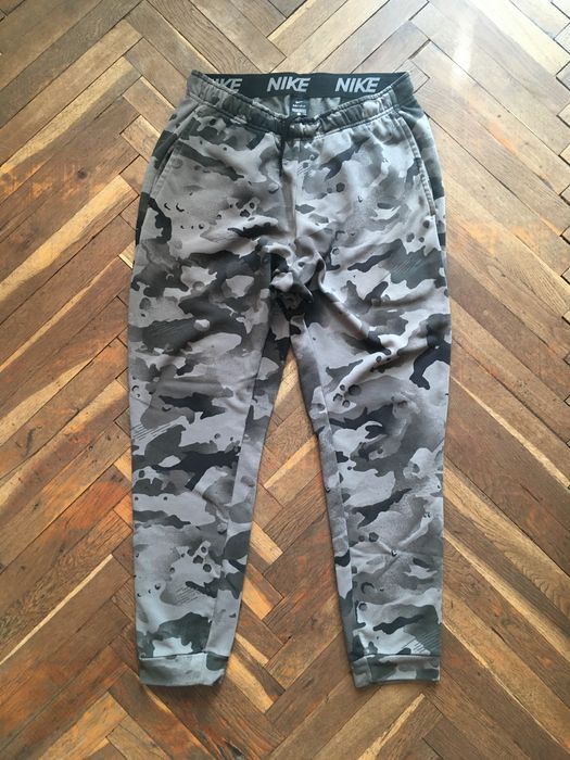 Adidas  Nike оргинални  долнища ..