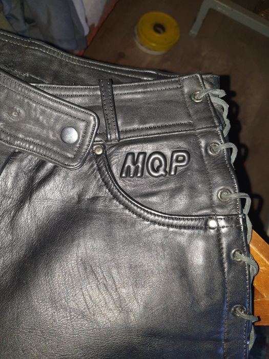 Pantaloni piele motor