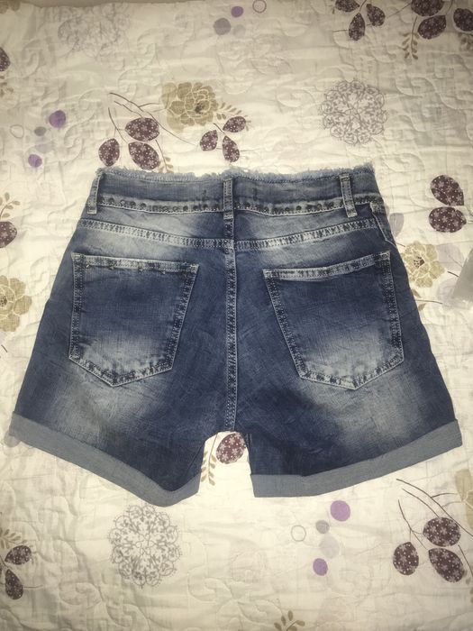 Женские джинсовые шорты на лето