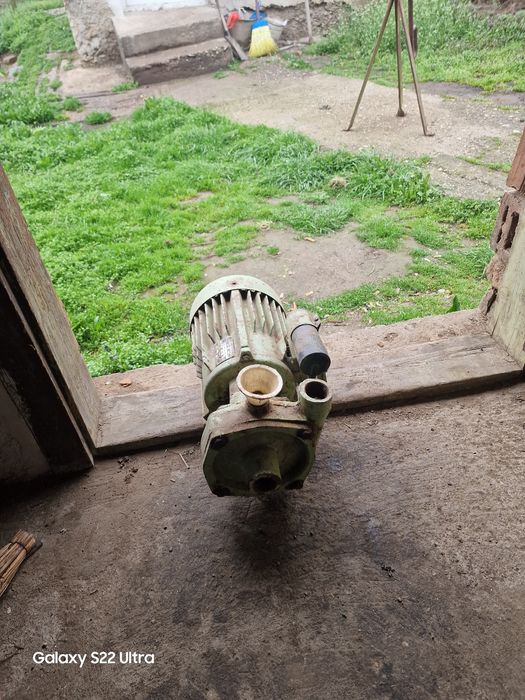 Пома за водаВида5 и ръчна Помпа за вода