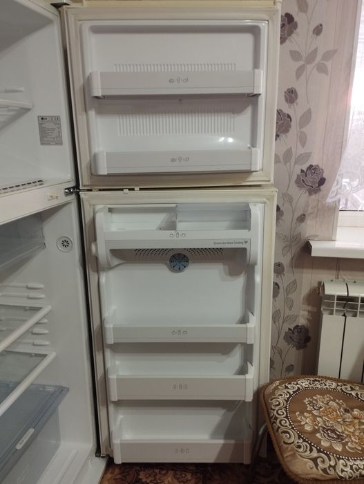 Продам холодильник LG