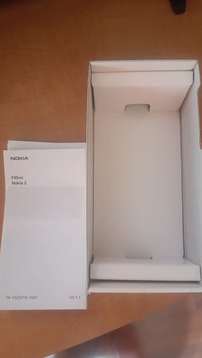 Nokia 2 смартфон