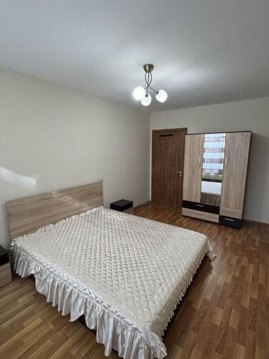 Двустаен апартамент, под наем, Център