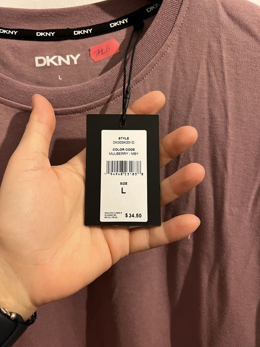 Tricou nou cu eticheta DKNY US EDITION