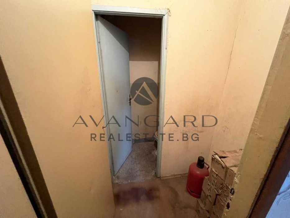 Продава се Тристаен апартамент в Пловдив, Кючук Париж - 68 кв.м за 1515 €/кв.м - Снимка #7