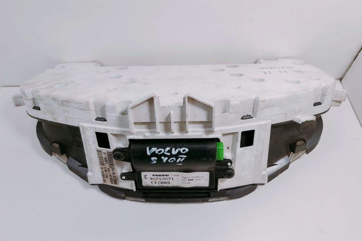 Ceas bord 30710071 Volvo V50 prima generatie