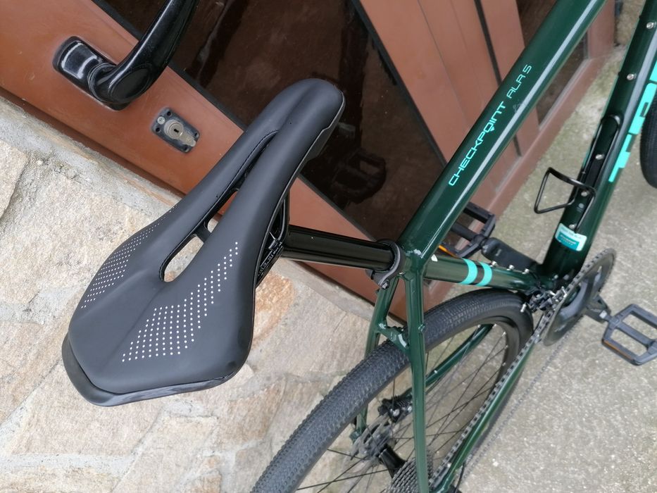 TREK  Checkpoint Gravel, 2*11  Shimano 105, хидравлика