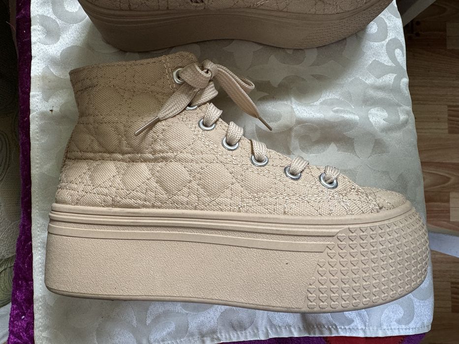 Продам ботиночки