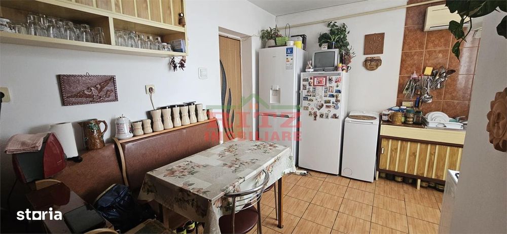 Apartament Cu 3 Camere,Centru !!!
