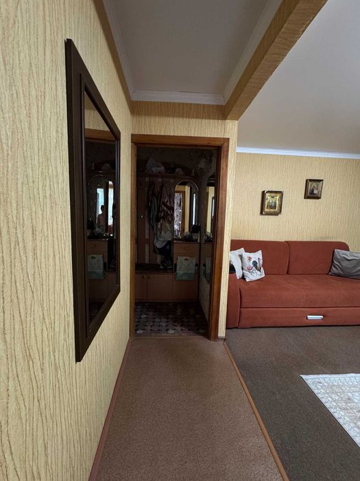 продам 3-х комнатную квартиру