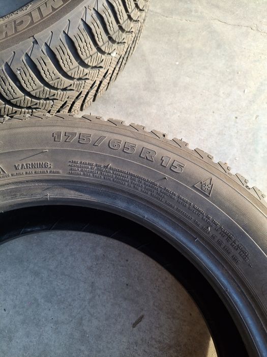 2 Anvelope M+S  175 65 r15 Michelin