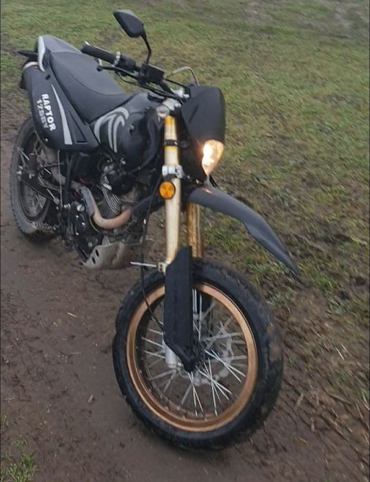 Se vinde cross 125cc