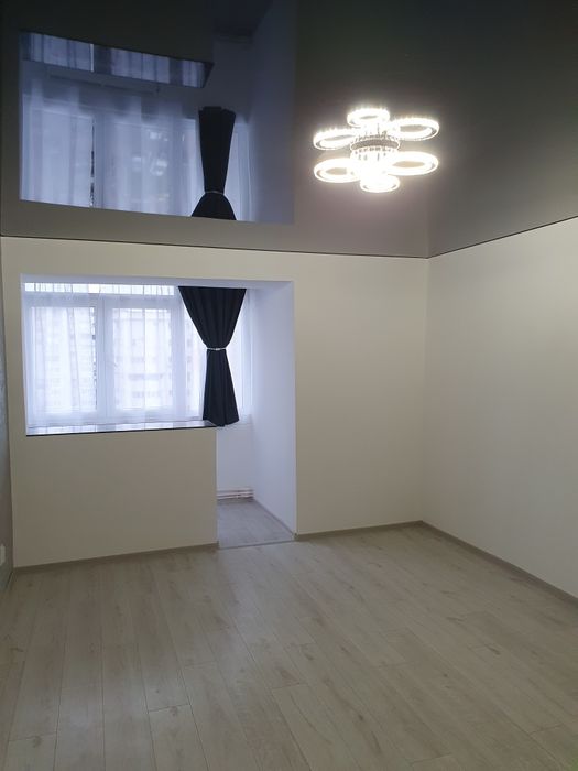 Vând apartament cu doua camere