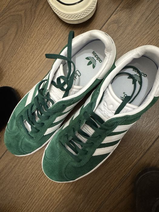 Продам женскую обувь