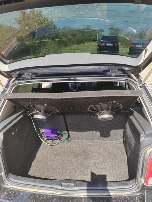 Vând wv golf 4 1.6 16v azd