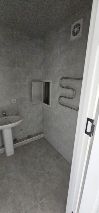 Сдам квартиру Сергели 8а пустой