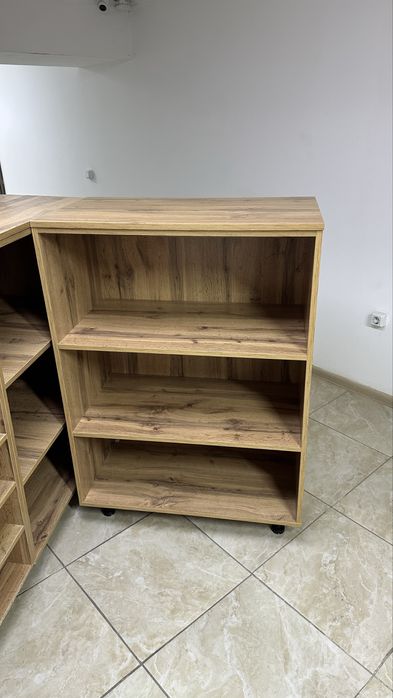 Стойка ресепшен !