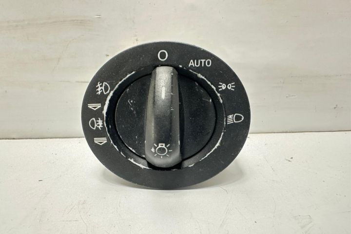 Bloc lumini 4F1941531D Audi Q7 4L