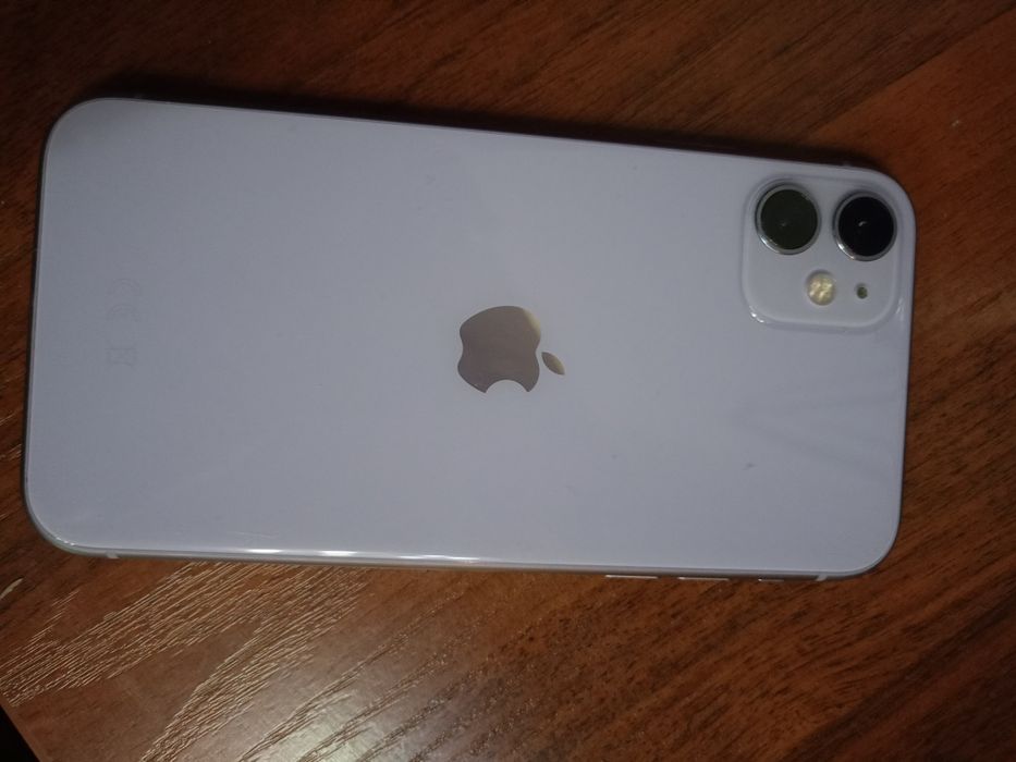 Продам айфон 11 128гб