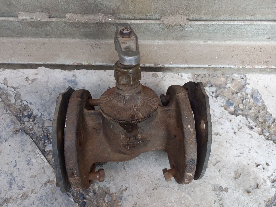 Продам кран на 40.