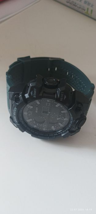 Спортен военен часовник