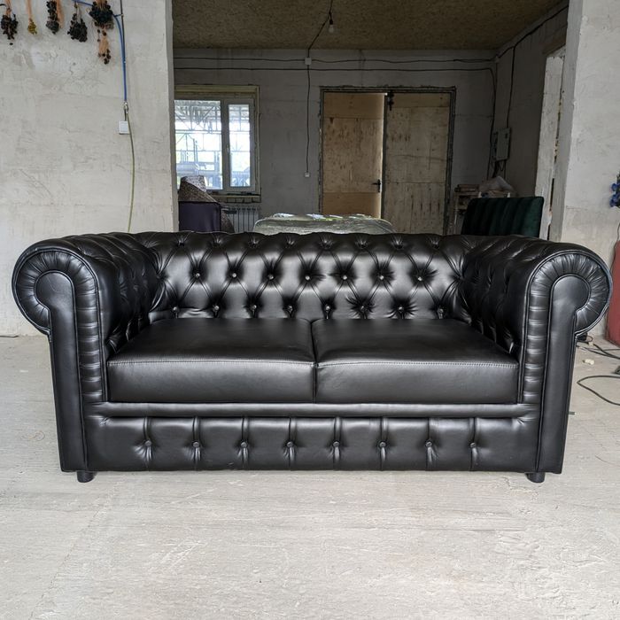 Диван Честер двухместный черный