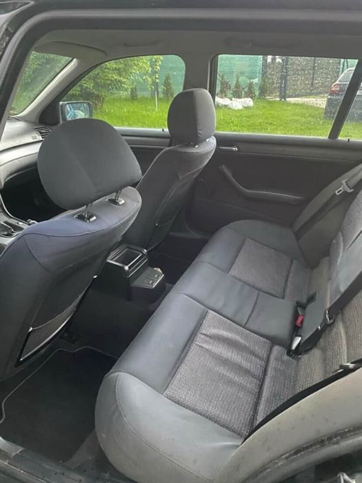 Vând BMW E46 320d