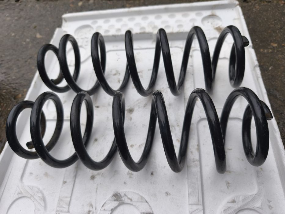 Set arcuri spate Volkswagen Passat B6 2005-2010