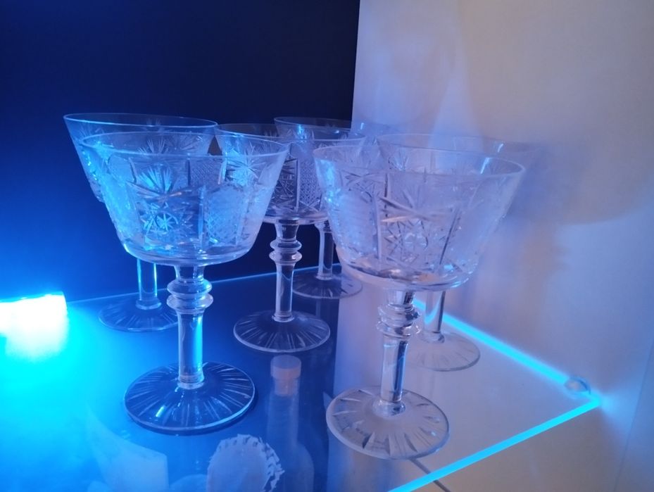 Кристален сервиз