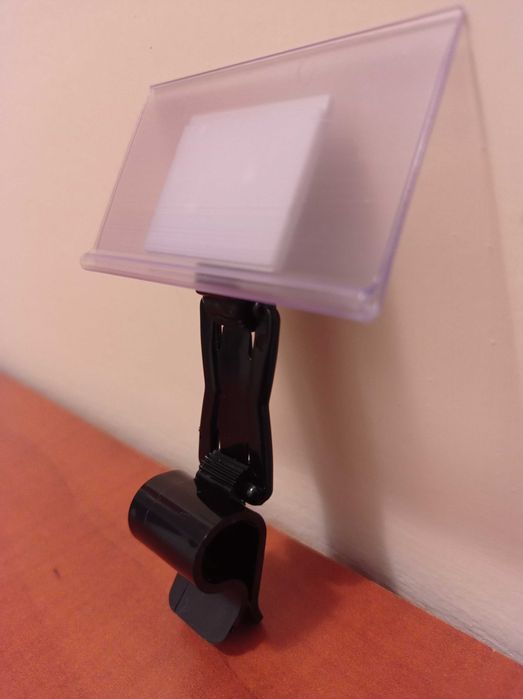 Етикетник с  PVC лента 4смх7см