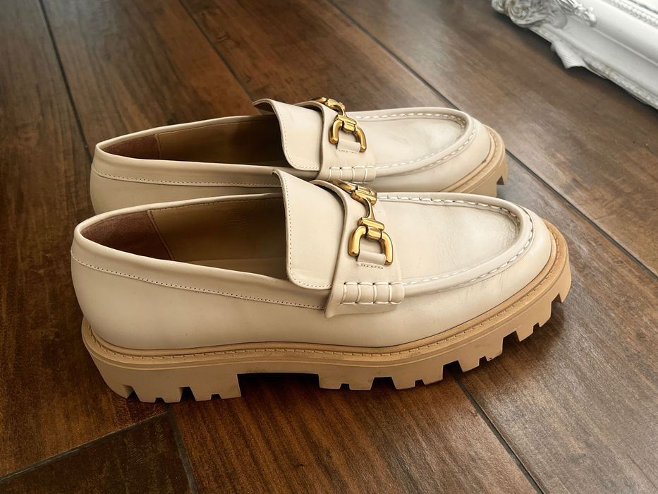 Лоуфъри с масивна подметка Зара | Beige loafers Zara