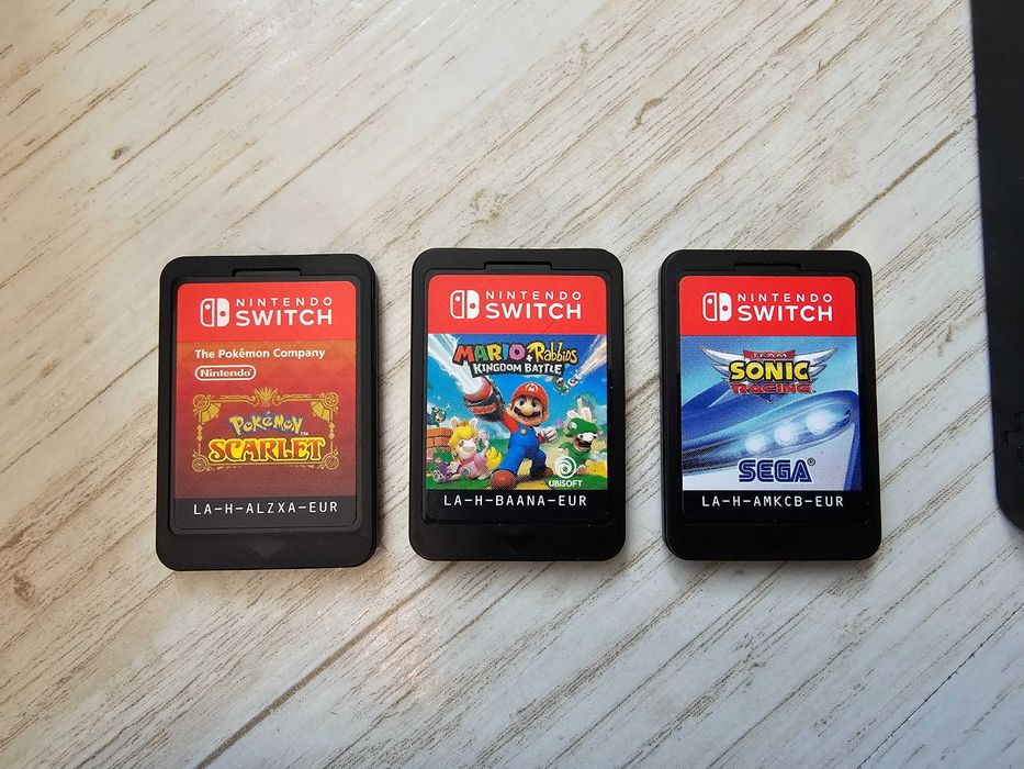 Nintendo Switch OLED + 3 игри