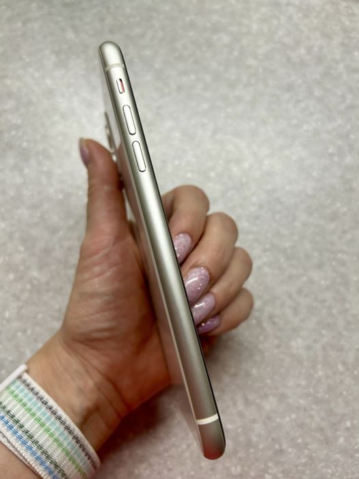 iPhone 11 , 128 ГБ белый