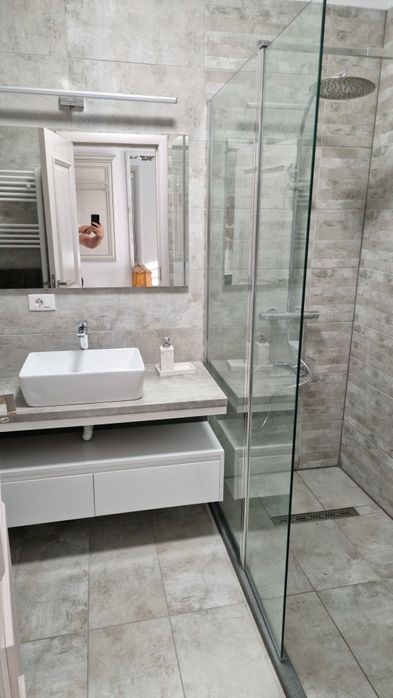 Inchiriez apartament 2 camere