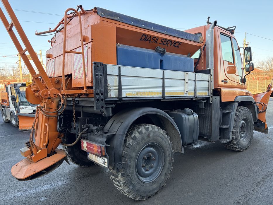 Unimog U300 echipat de iarna