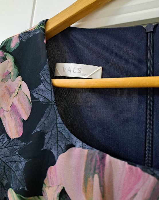 Көйлек сатам/ Продам платье