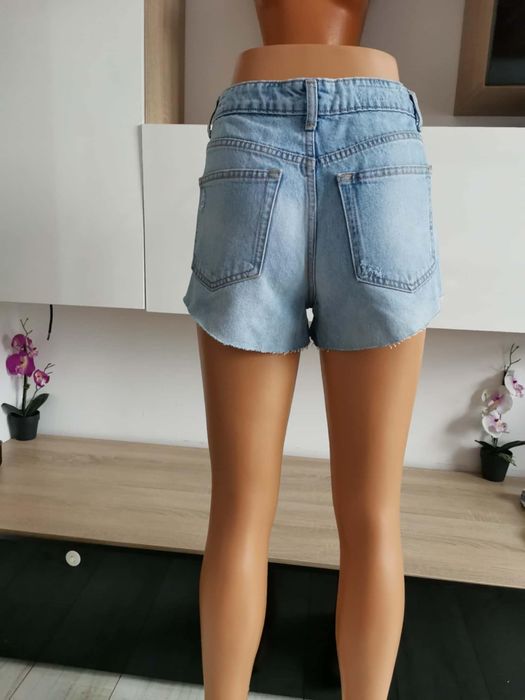 Pantaloni scurți din denim noi cu eticheta mărime XS Zara