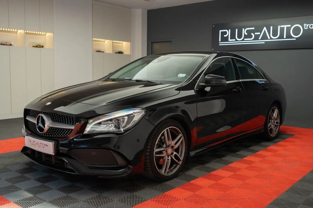 Mercedes-Benz CLA 200 Mercedes-Benz CLA 200D AMG LINE