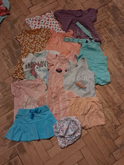 Дрешки за момиче 86 - общо 8€