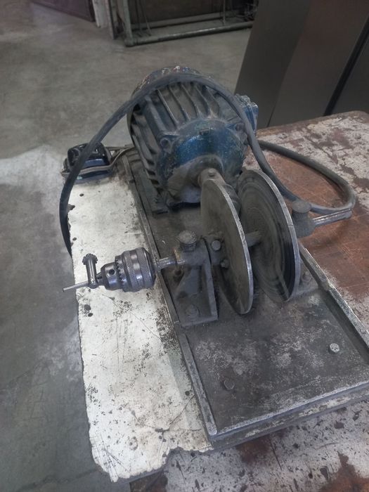 Фрикцион-машина за резби