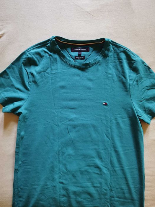 Tricou Tommy Hilfiger, marimea S, nou