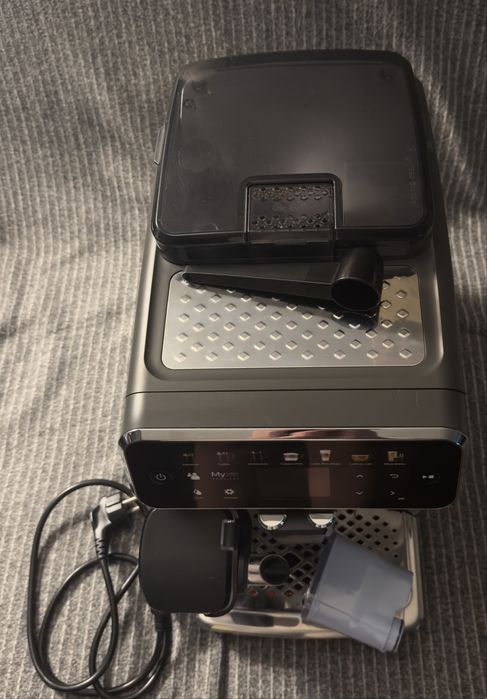 Espressor Philips din seria Latte go 5400