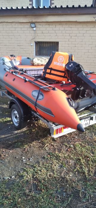 Продам лодку в комплекте с двигателем и прицепом