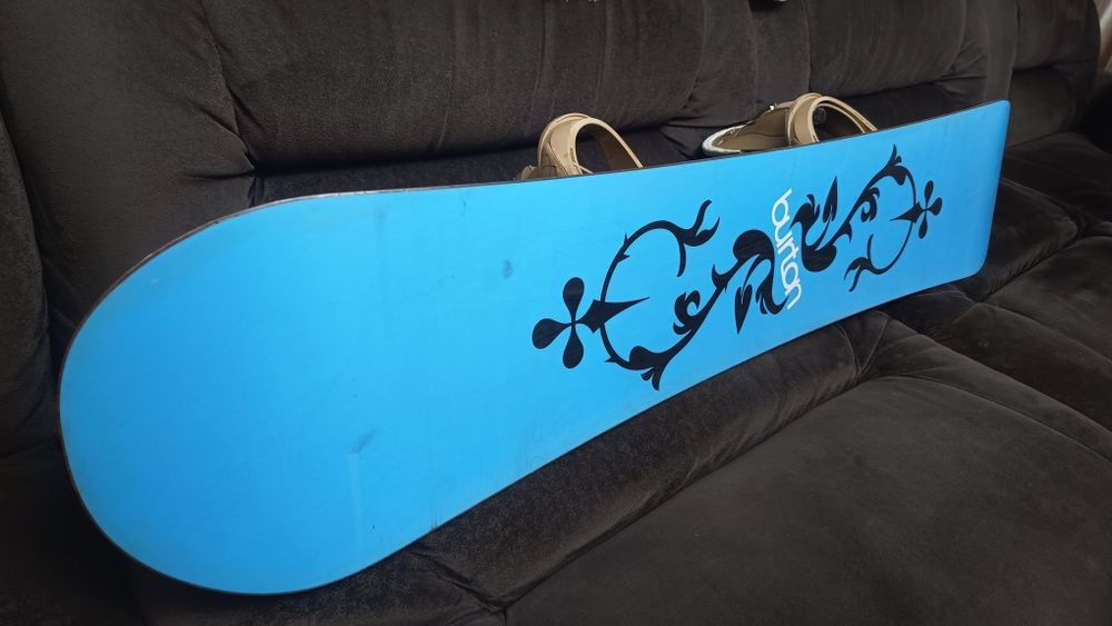 Сноуборд 146 ботинки 38