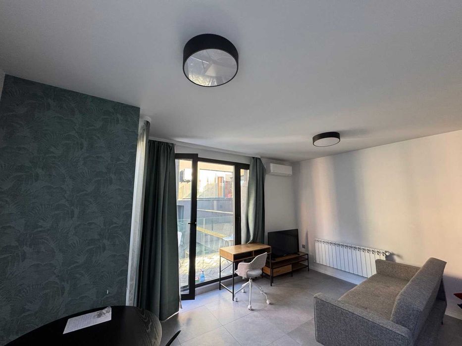 Дава се под наем Двустаен апартамент в София, Зона Б-18 - 65 кв.м за 850 € - Снимка #1