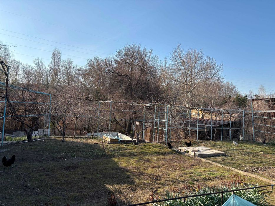 Сдается в аренду 3-х комнатный дом с земельным участком 10 соток.