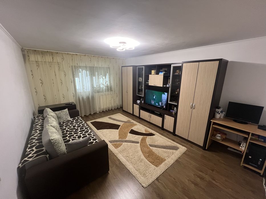 Proprietar, vând apartament 2 camere